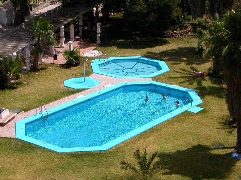 Apartamentos Jardines Del Gamonal Málaga Buitenkant foto